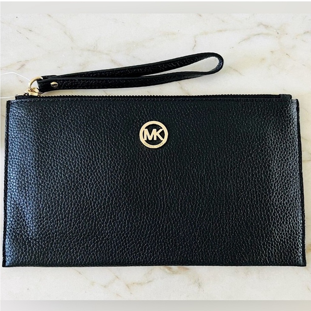 Michael Kors ‘Fulton’ Pebble Stone Black Leather with Gold Logo Zip Wristlet
